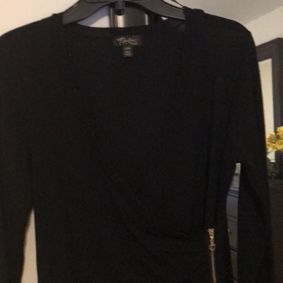 Black cross over zip up knitted top Medium - Picture 2 of 4